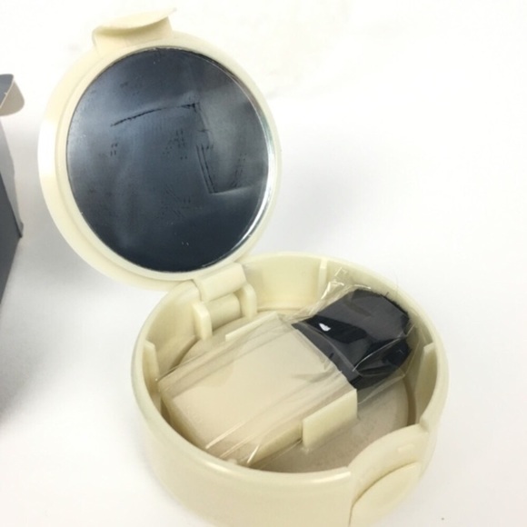 AVON Color Confetti Blush Peach Flecks Shimmer Powder - Picture 3 of 7